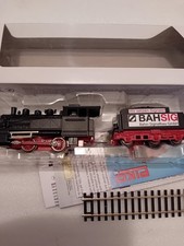 Dampflok mit Tender Piko H0 in