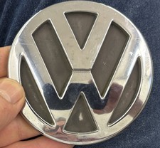 Org. VW Logo Zeichen Emblem Hinten Passat 3B Chrom 3B5853630 Schriftzug Ca 9cm