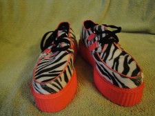 Demonia Creeper Plateauschuh Pink Orange Zebra, Gr 41