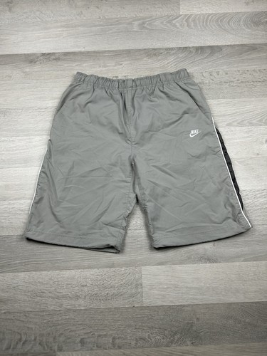 Nike sportswear shorts grau - sportswear,