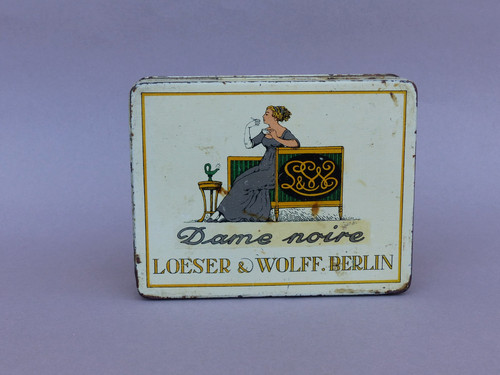 Alte blechdose 100 cigaretten - 100,