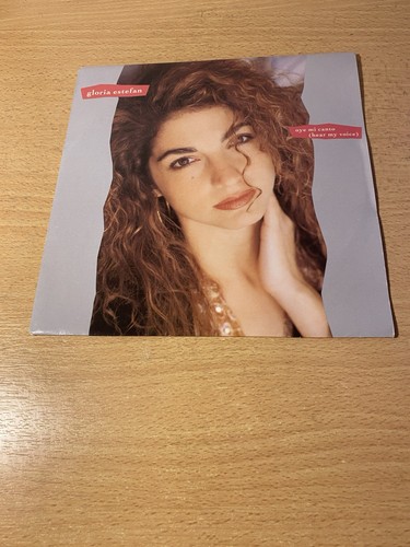 Gloria estefan oye - *,