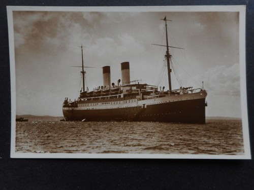 Zweischrauben-Motorschiff