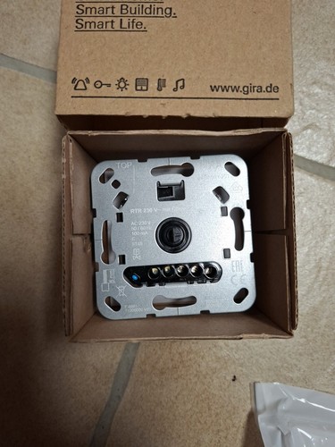 Gira raumthermostat 247000 - gira,