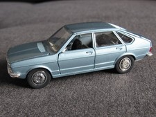 VW Passat Flies Heck  LS by