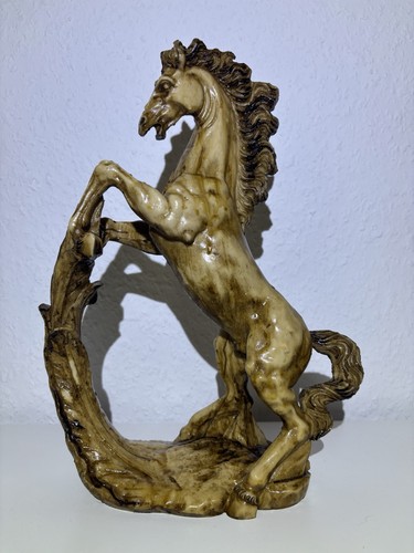 Pferdeskulptur majestätisches - pferdeskulptur,
