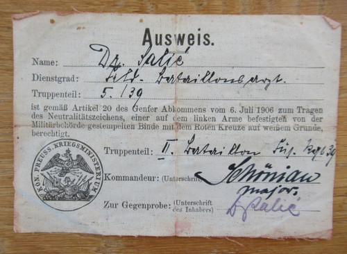 Ausweis für einen - feld,