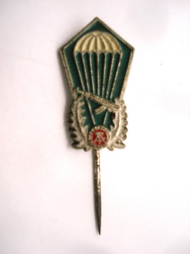 Abzeichen ddr nva miniatur zum - ddr,
