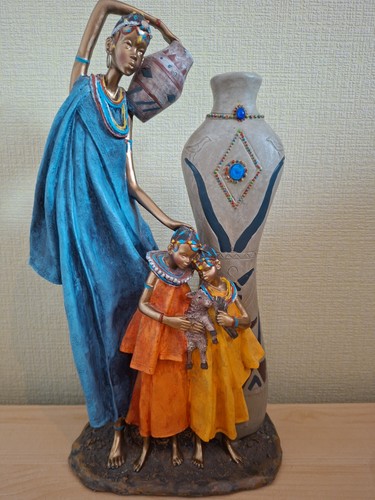 Vase mit afrikanischer frau - vase,