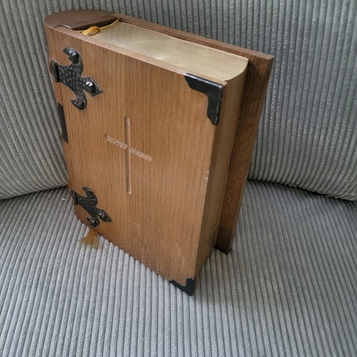 Bibel holzeinband mit - holzeinband,