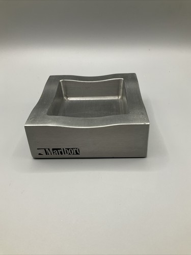 Malboro aschenbecher metall - /,