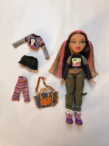Bratz 2004 tokyo go - a, go-go