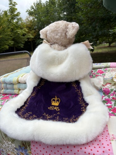 The queen platinum - the, jubilee