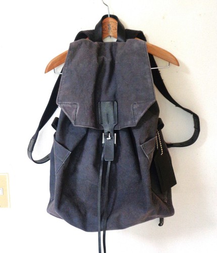 Golden goose deluxe brand - goose,