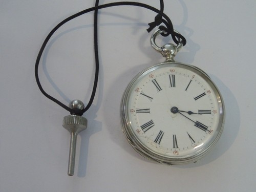 Alte taschenuhr stahl - taschenuhr,