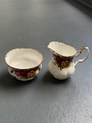 Royal albert old country - royal, roses