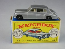 44b Rolls Royce Phantom V -