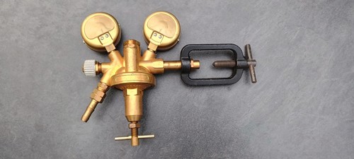 Acetylen druckminderer - acetylen,