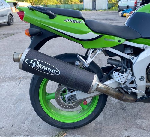 Akrapovic carbon exhaust