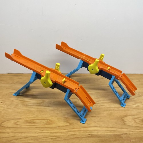 Hot wheels track builder - wheels,