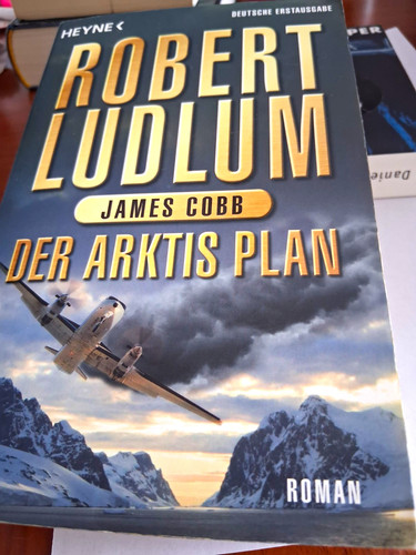 Robert ludlum james cobb - robert, /