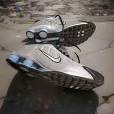 Nike Shox R4 Silber und