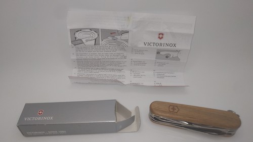 Victorinox huntsman wood - victorinox,