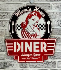 Blechschild Moms Home Diner geprägt   USA Küche American Mutter 50x45cm