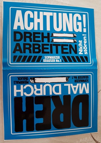 Schwarzer krauser achtung - schwarzer,