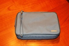 Lacoste, Kulturtasche, grau, unbenutzt