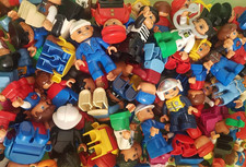 Lego Duplo 10x Figuren gemischt