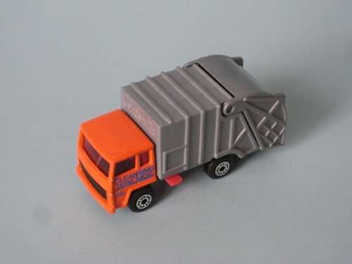 Matchbox refuse truck - matchbox,