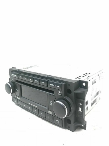 Chrysler 300c 5 - chrysler, radio