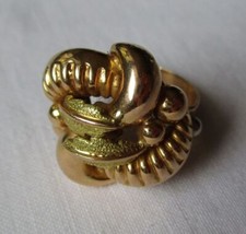 extravaganter Damen Ring aus