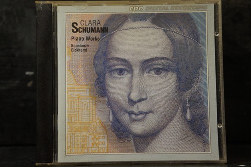 Clara schumann piano - schumann, /
