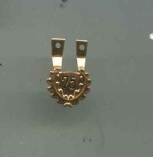 DDR:Fallschirmspringer-Sprungzahlenanhänger:75 1 Stücki (D22)