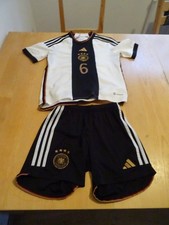 DFB DEUTSCHLAND HOME Trikot + Hose WM 2022 KATAR Gr. 152 gut Zust. Fotos & Besch