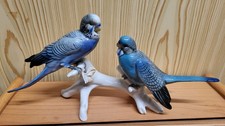 Wellensittichpaar von Karl Ens, blaue Mühlenmarke, ca. 16 X 30 cm