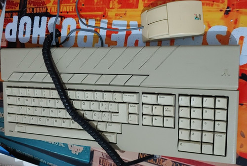 Atari mega computer - st,