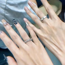 Trendiger Diamant Akzent Ring für Paare geeignet für verschiedene Anlässe