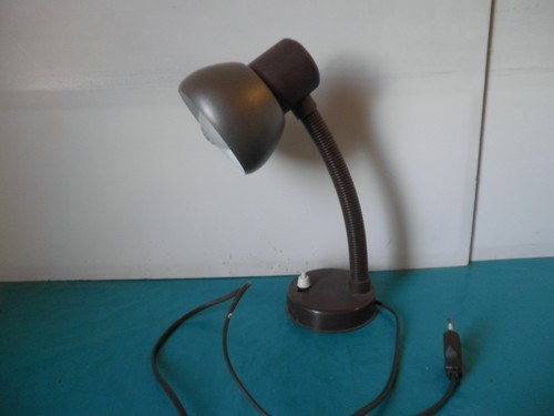 Kleine lampe mit birne - mit,