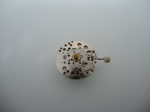 Uhrwerk tissot 2451 signiert - tissot,