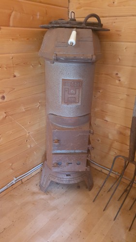Kanonenofen antik von der