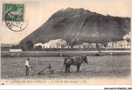 Car aagp2 0157 la vallee - la,