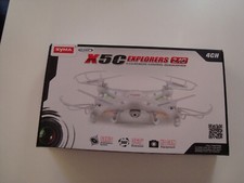 Syma X5C Drohne mit Kamera und SD Karte und Akku und Rotorblättern in OVP