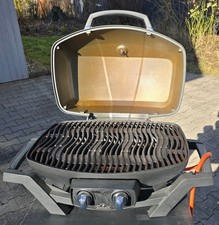 Napoleon TravelQ Pro 285 Gasgrill + Ikea Bekväm Servierwagen