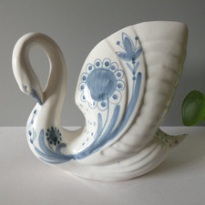 Vintage Roggen Keramik Davis Sharpe Schwan große Figur blau handbemalt Blumen