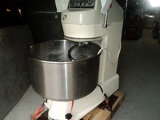 SPIRALKNETER Teigmaschine