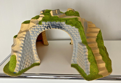 Eisenbahntunnel - , /