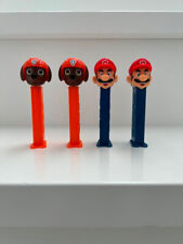 Set PEZ Spender Figuren Super Mario Hund Bonbon Automat Spenderbox Sammlervitrin